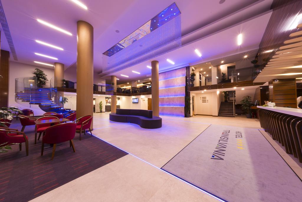 Hotel Transilvania Alba Iulia Exteriör bild